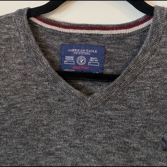 American Eagle V-Neck Sweater - Picture 3 of 4